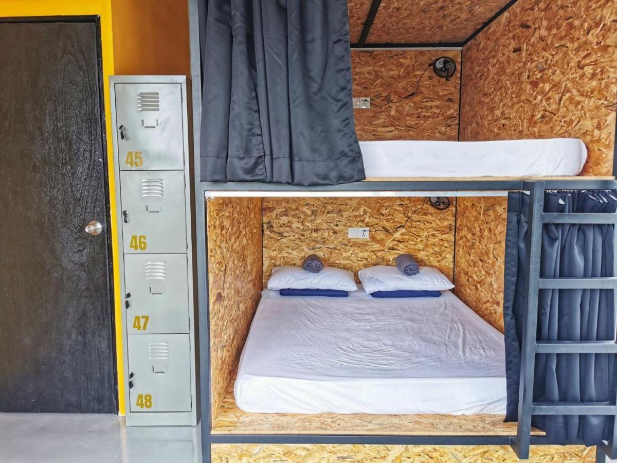 The Cocoon Capsule Hotel Cameron Highlands Exterior photo