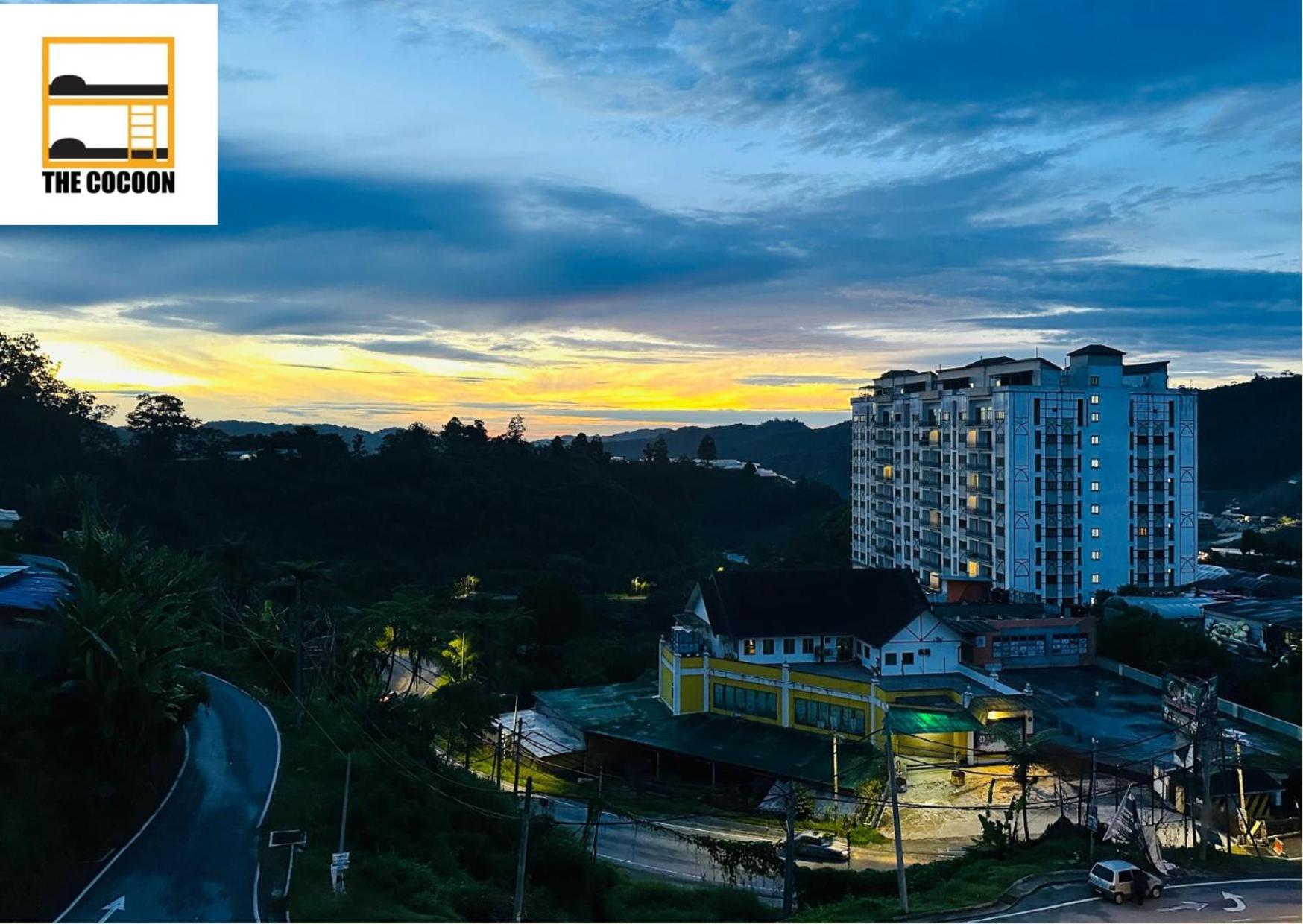 The Cocoon Capsule Hotel Cameron Highlands Exterior photo